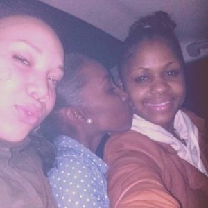 Meet your Posher, Carla